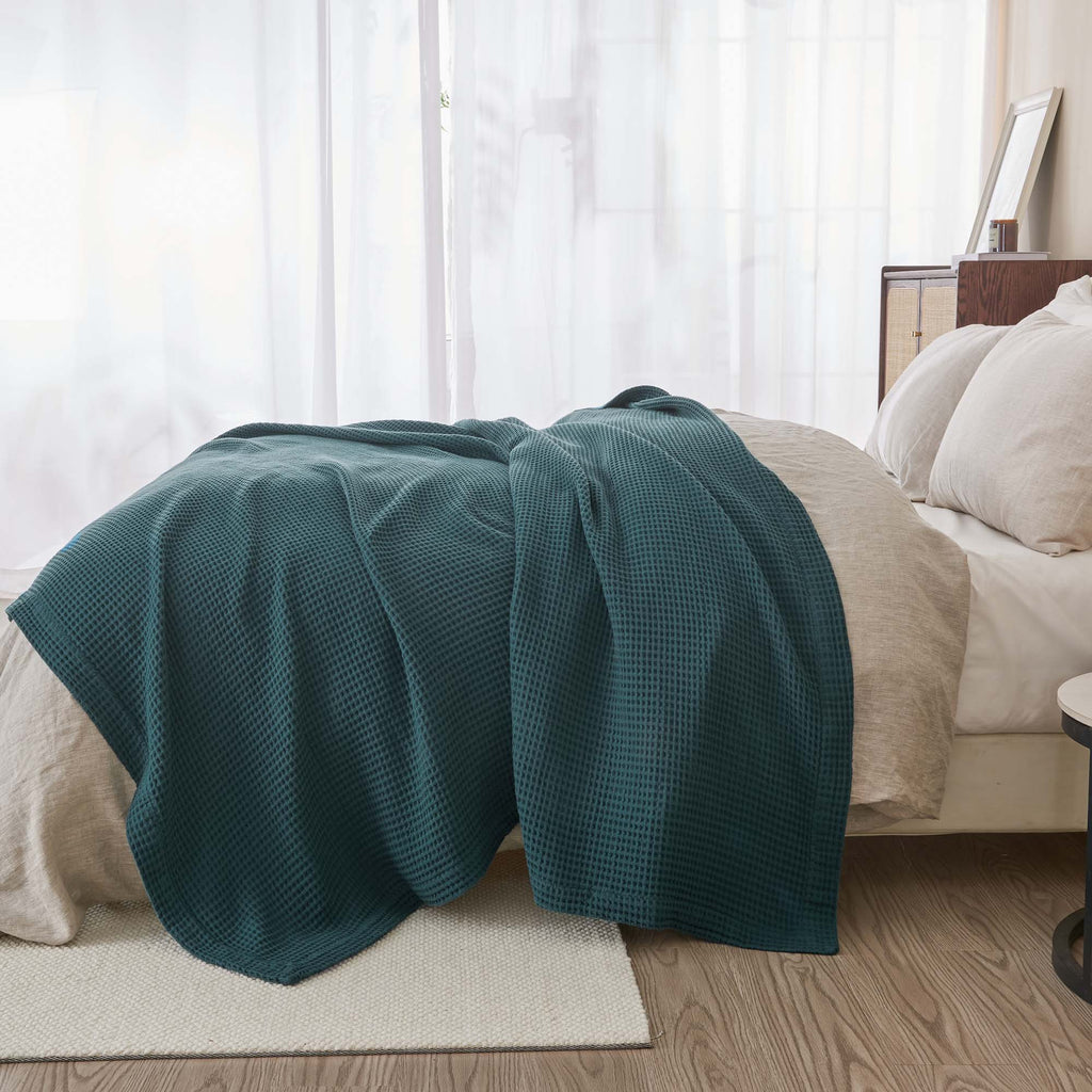 Cotton Waffle Weave Blanket – Soft, Breathable & Cozy