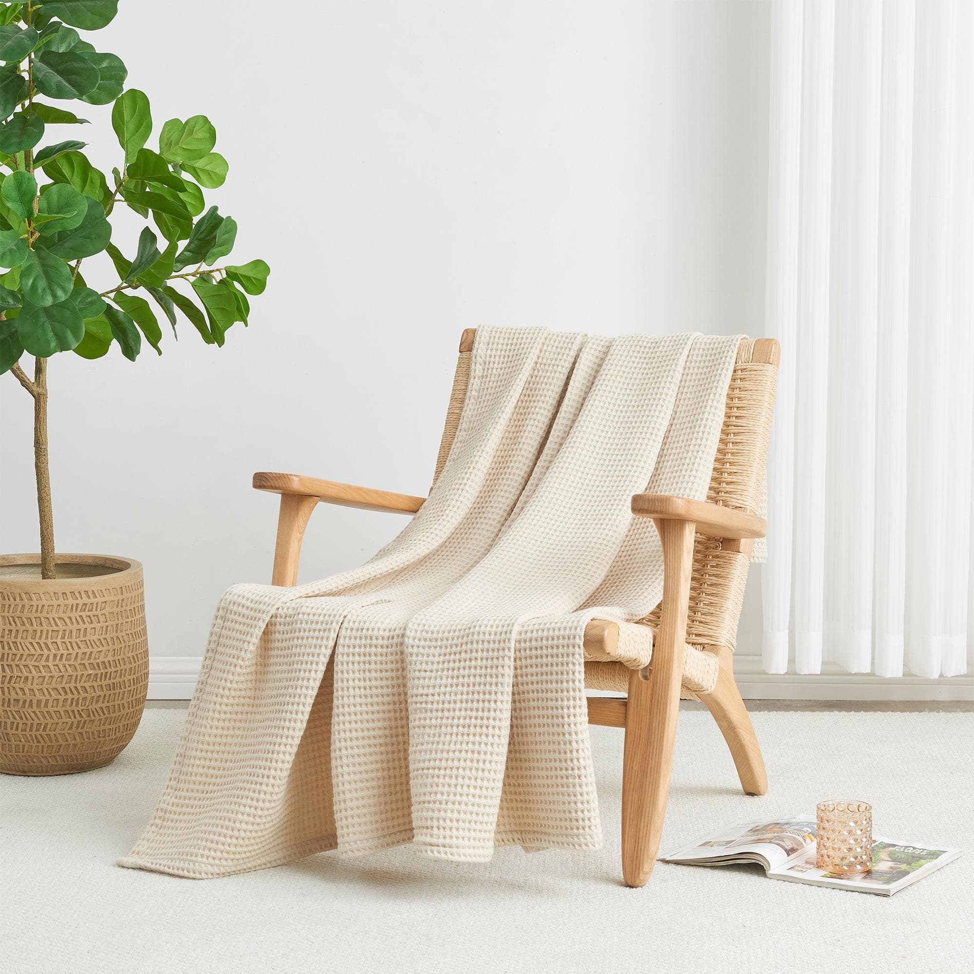Cotton Waffle Weave Blanket – Soft, Breathable & Cozy