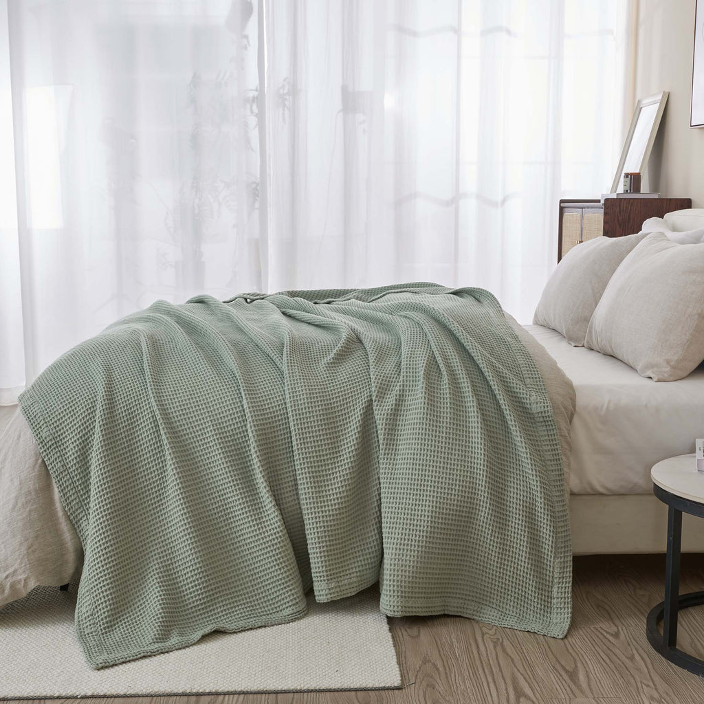Cotton Waffle Weave Blanket – Soft, Breathable & Cozy